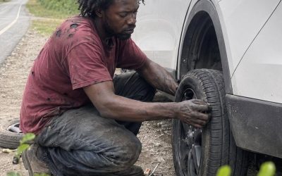May 28, 2026 A Homeless Man Helped Me Change a Flat Tire on Route 9 Where My Son Disappeared 20 Years Ago – What He Left on My Passenger Seat Brought Me to My Knees