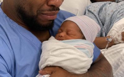 She went to the hospital to give birth, but the doctor burst into tears upon seeing the baby…