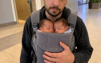 I Took My Newborn Twins Into the Women’s Restroom to Change Them – An Entitled Woman Called the Authorities on Me, but She Regretted It Instantly