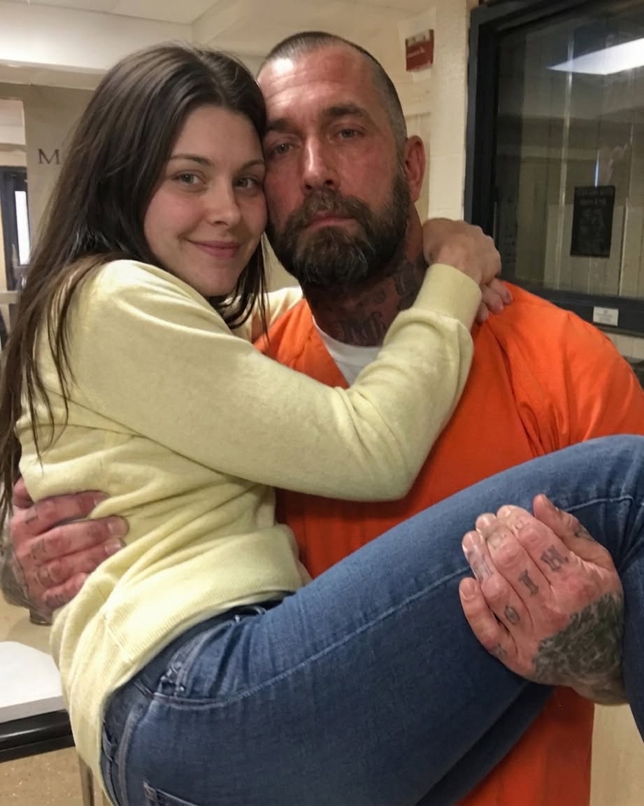 The Man I Married as a Favor Walked Free Three Years Later – Then He Showed up With a Black Box and a Truth I Never Saw Coming