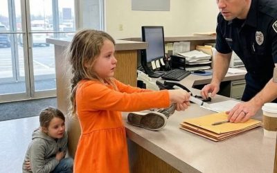 Daddy put something inside my sister’s belly,” a seven-year-old girl told the desk officer. Then she clarified, – NEXT PART